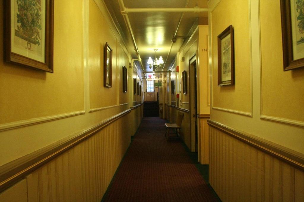 The Yankee Pedlar Inn Torrington Eksteriør bilde